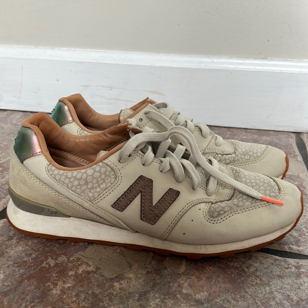 New Balance 696 Limited Edition Sneaker- Size 9